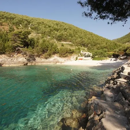 Robinson House Vikendica Zrnovo