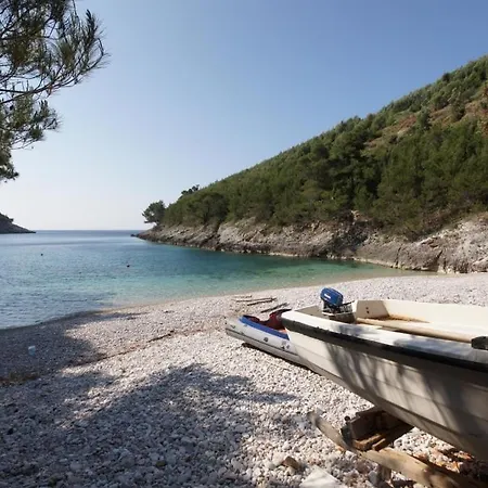 Robinson House Vikendica Zrnovo